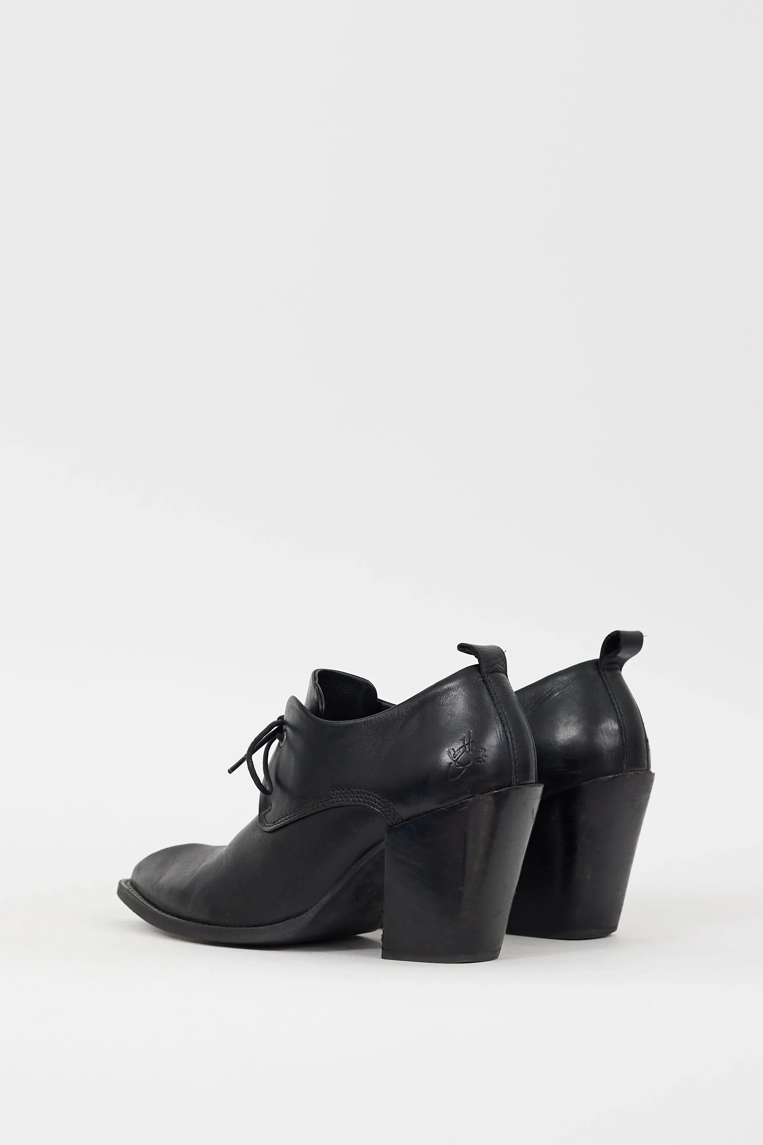 Black Leather Pointed Toe Room 489 Bootie