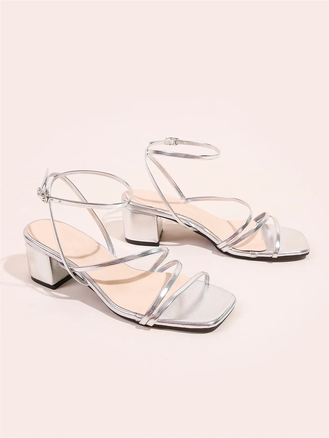 Minimalist Buckle Decor Ankle Strap Sandals