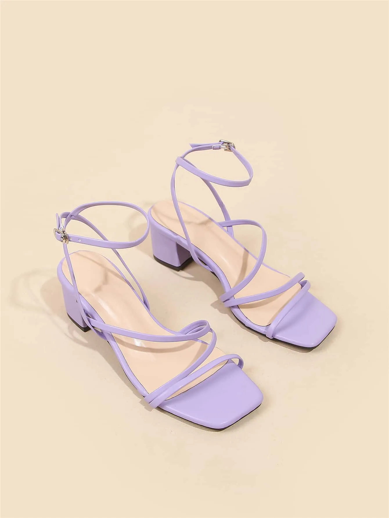 Minimalist Buckle Decor Ankle Strap Sandals