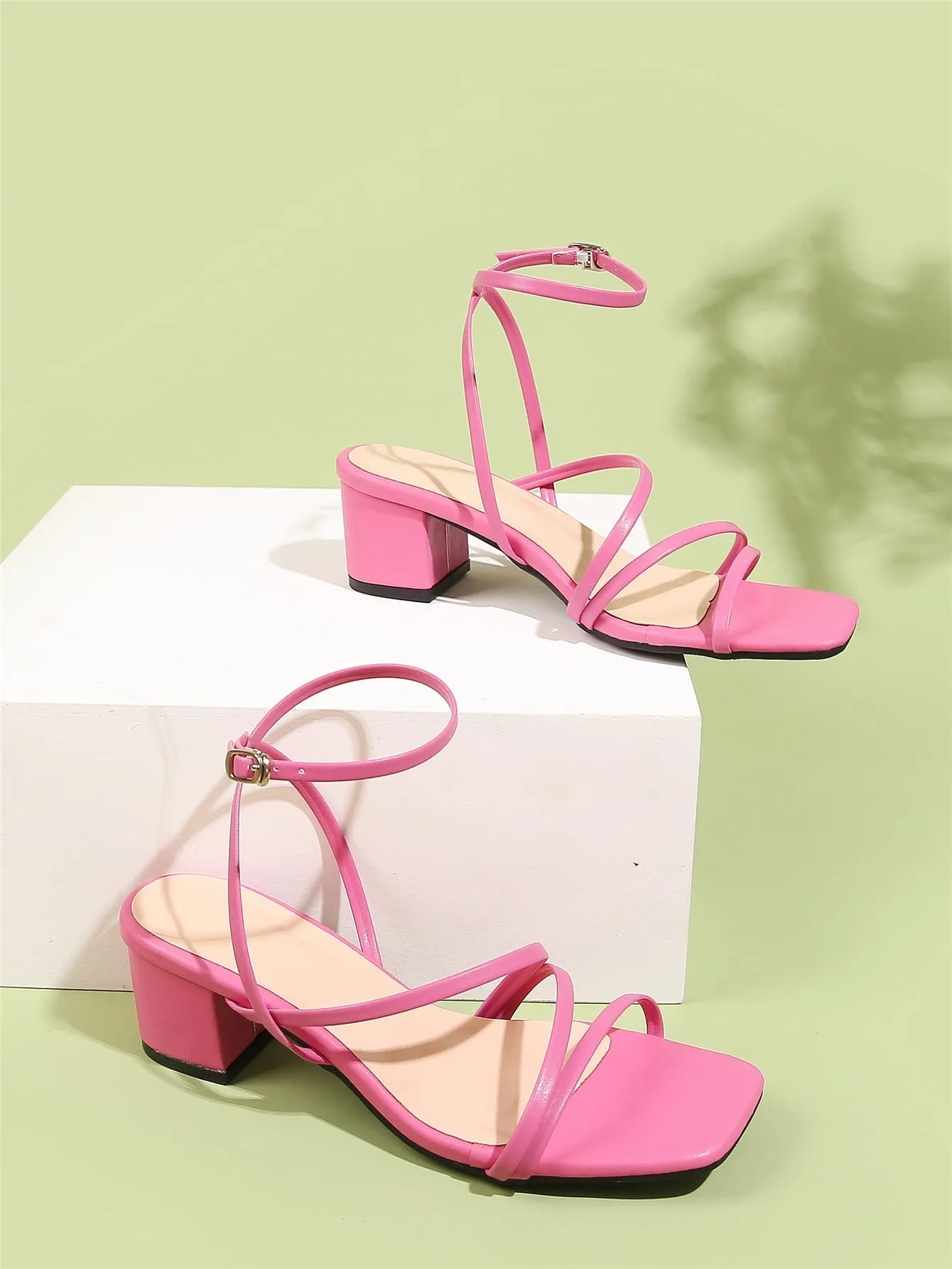 Minimalist Buckle Decor Ankle Strap Sandals