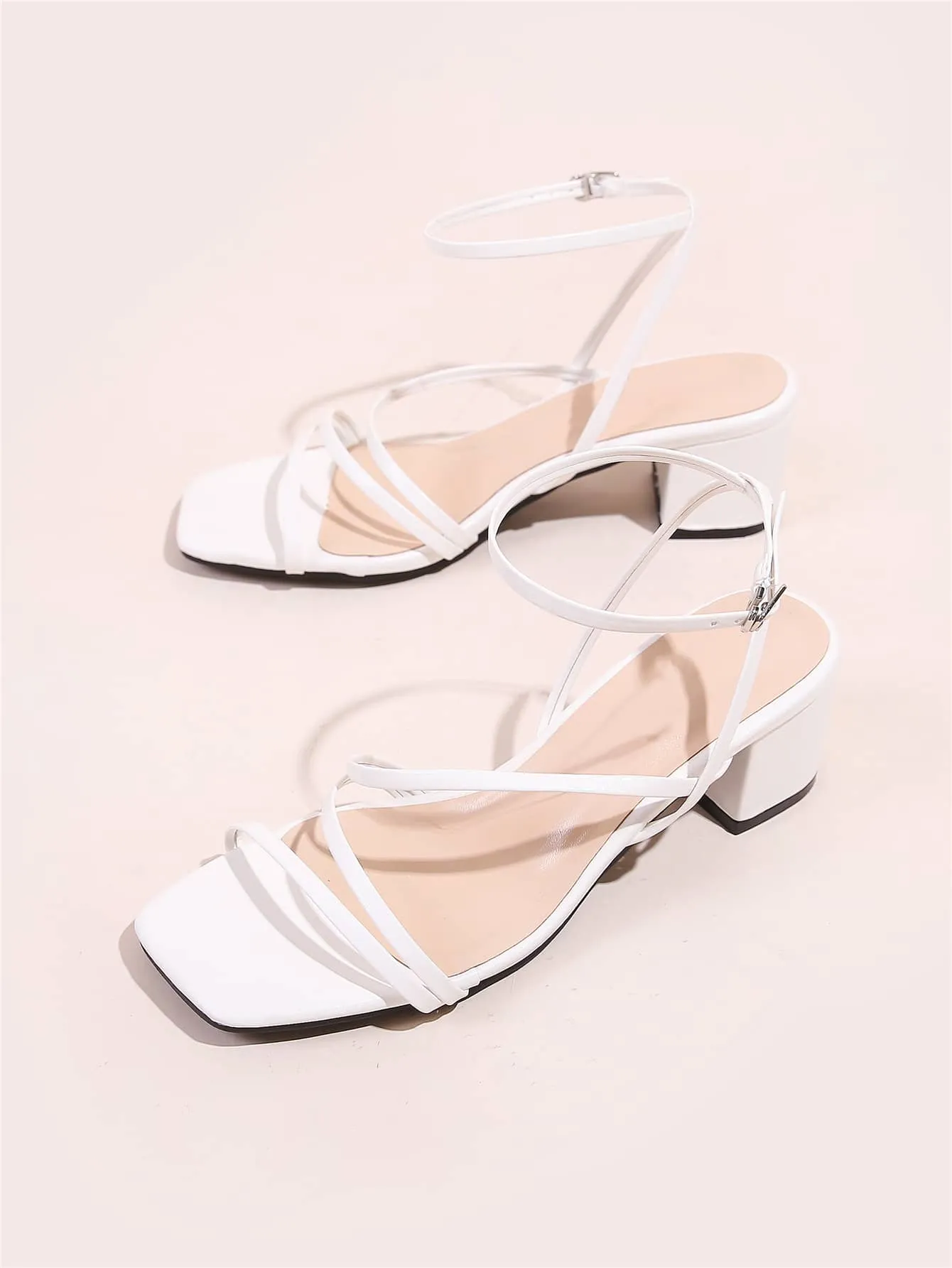 Minimalist Buckle Decor Ankle Strap Sandals