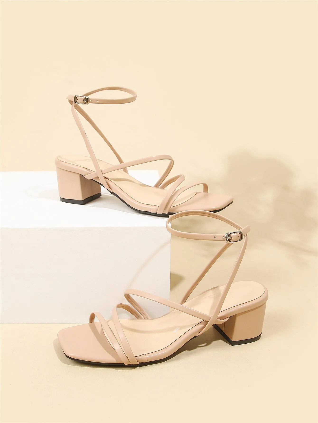 Minimalist Buckle Decor Ankle Strap Sandals