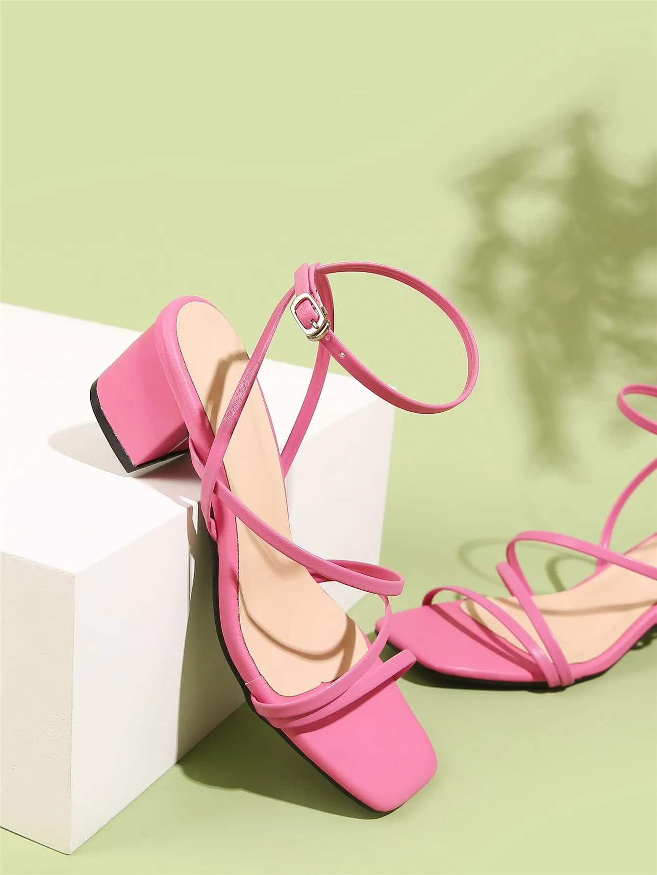 Minimalist Buckle Decor Ankle Strap Sandals