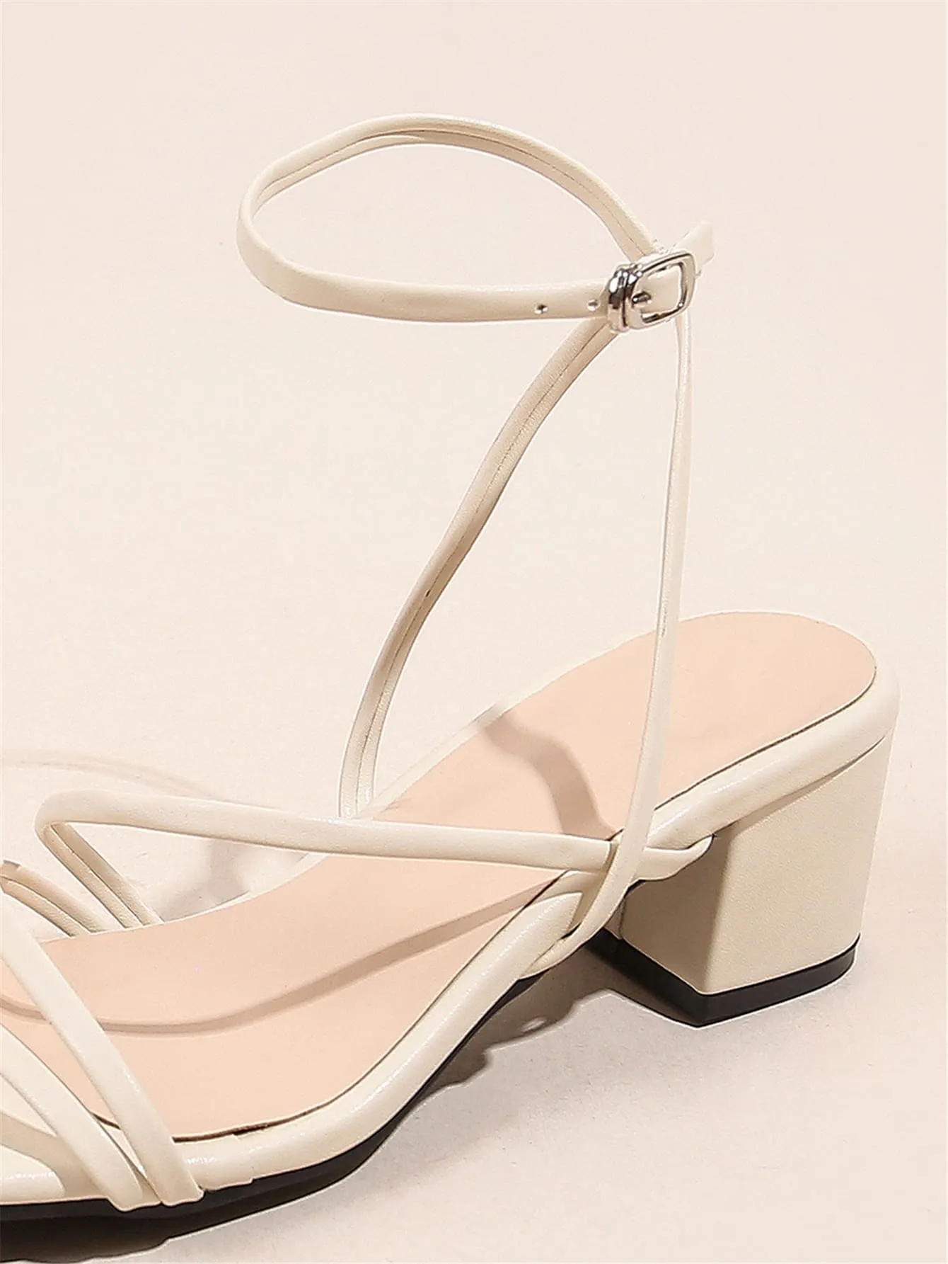 Minimalist Buckle Decor Ankle Strap Sandals