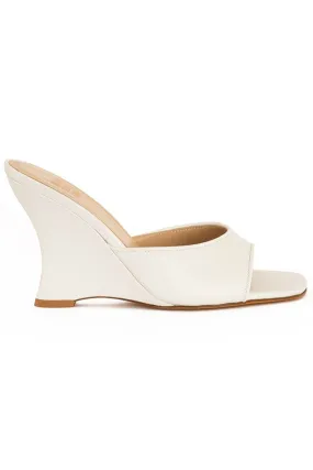 White Lido Wedge